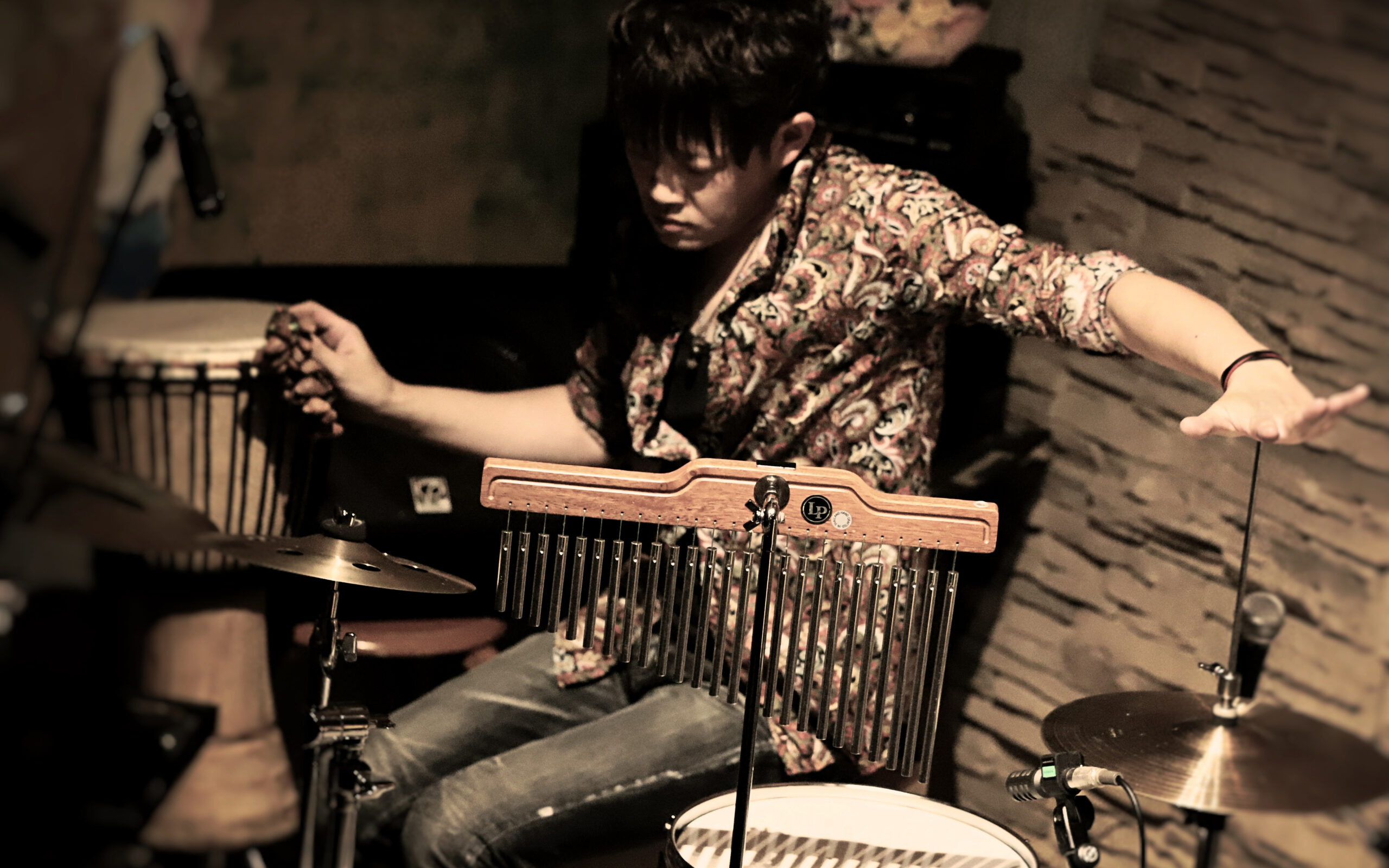 ドラマー・ハンドパン奏者 立花朝人 Asato Tachibana