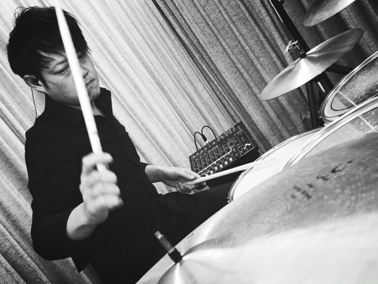 ドラマー・ハンドパン奏者 立花朝人 Asato Tachibana